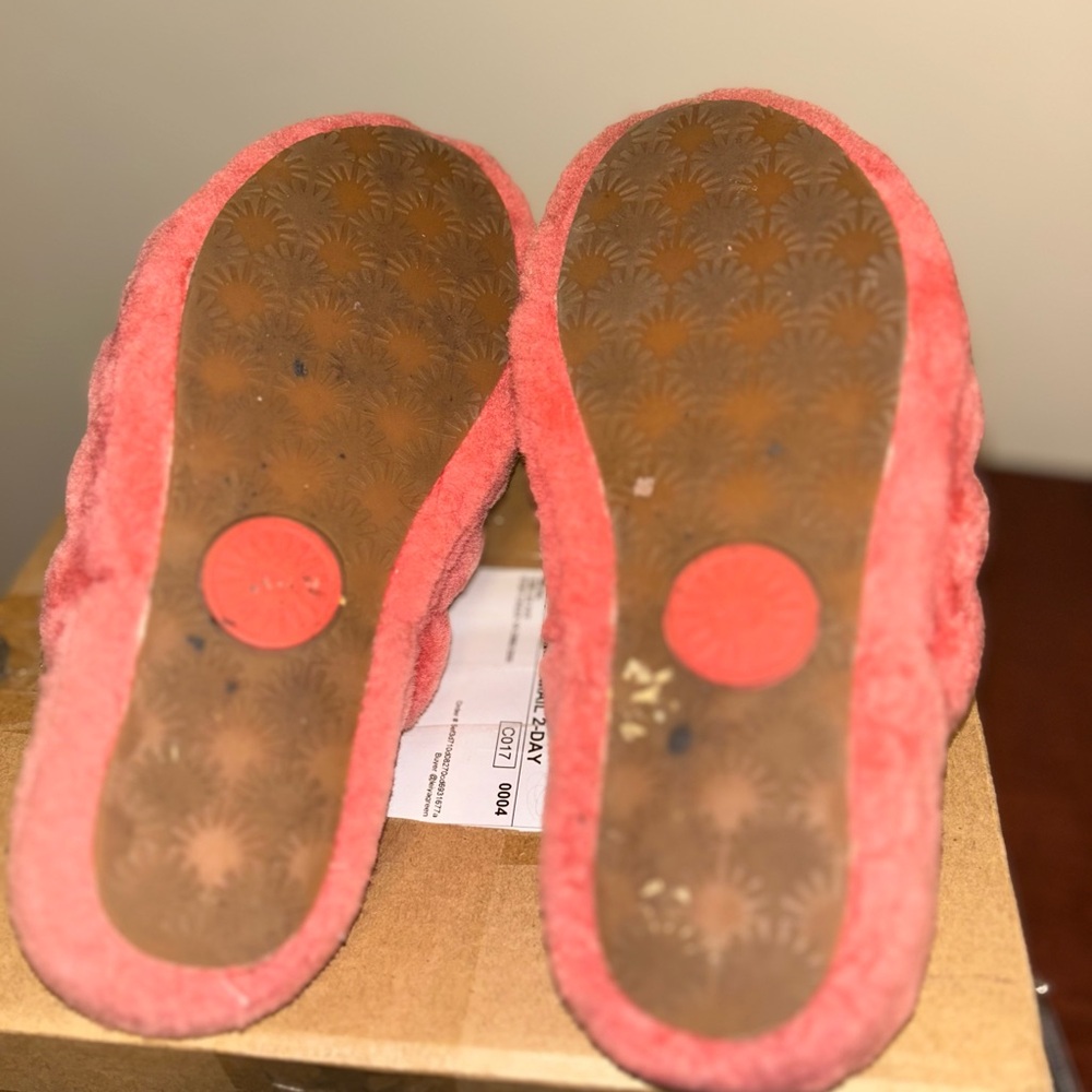 UGG Slides - Picture 3 of 3